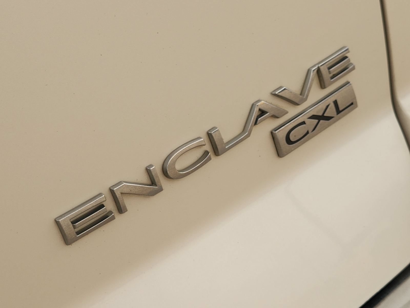 Used 2009 Buick Enclave CXL FWD image 13