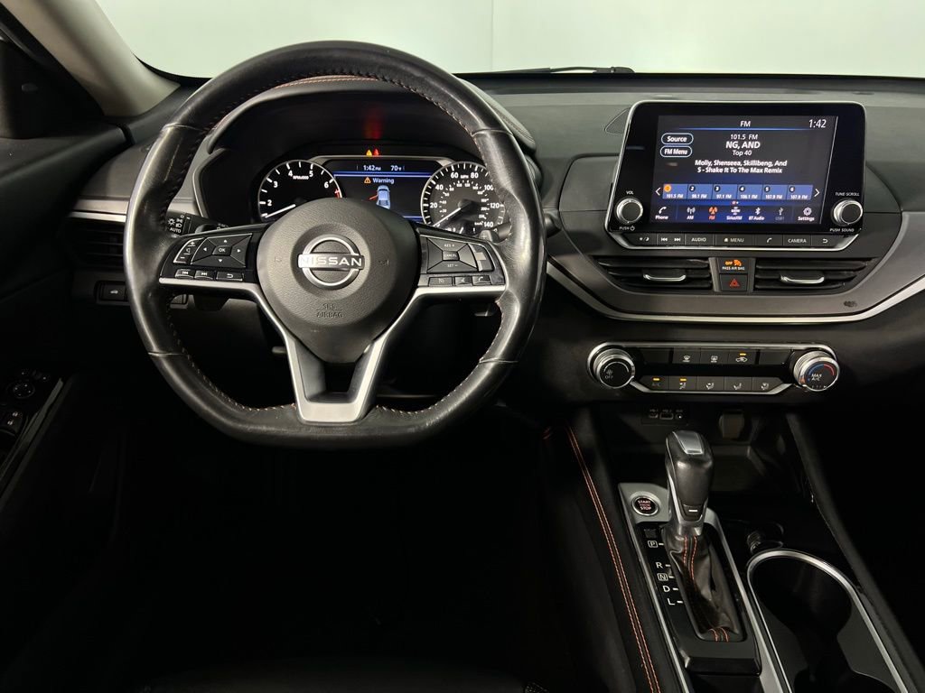 Used 2023 Nissan Altima 2.5 SR image 12