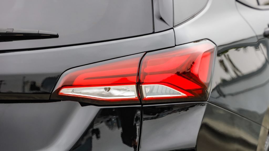 Used 2022 Chevrolet Equinox RS FWD image 10