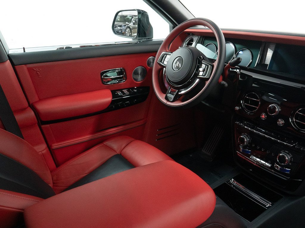Certified 2024 Rolls-Royce Phantom Sedan w/ The Phantom Package image 36