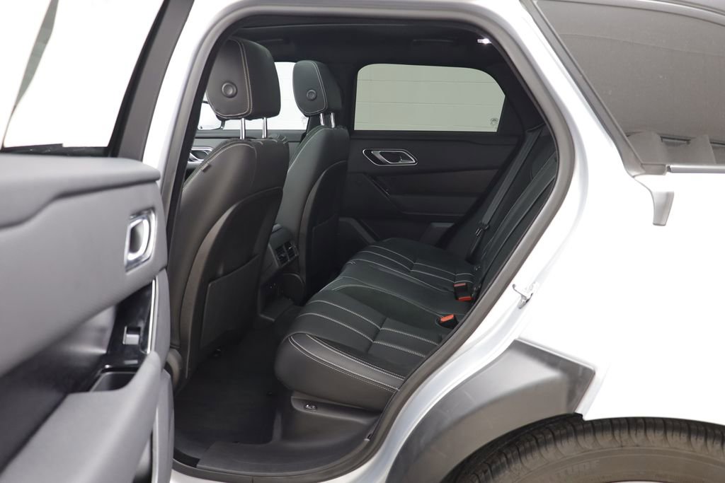 Used 2023 Land Rover Range Rover Velar R-Dynamic S image 14