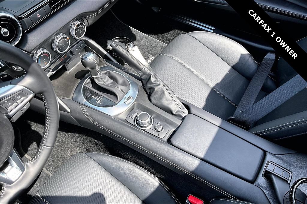 Used 2025 MAZDA MX-5 Miata RF Grand Touring RWD image 8