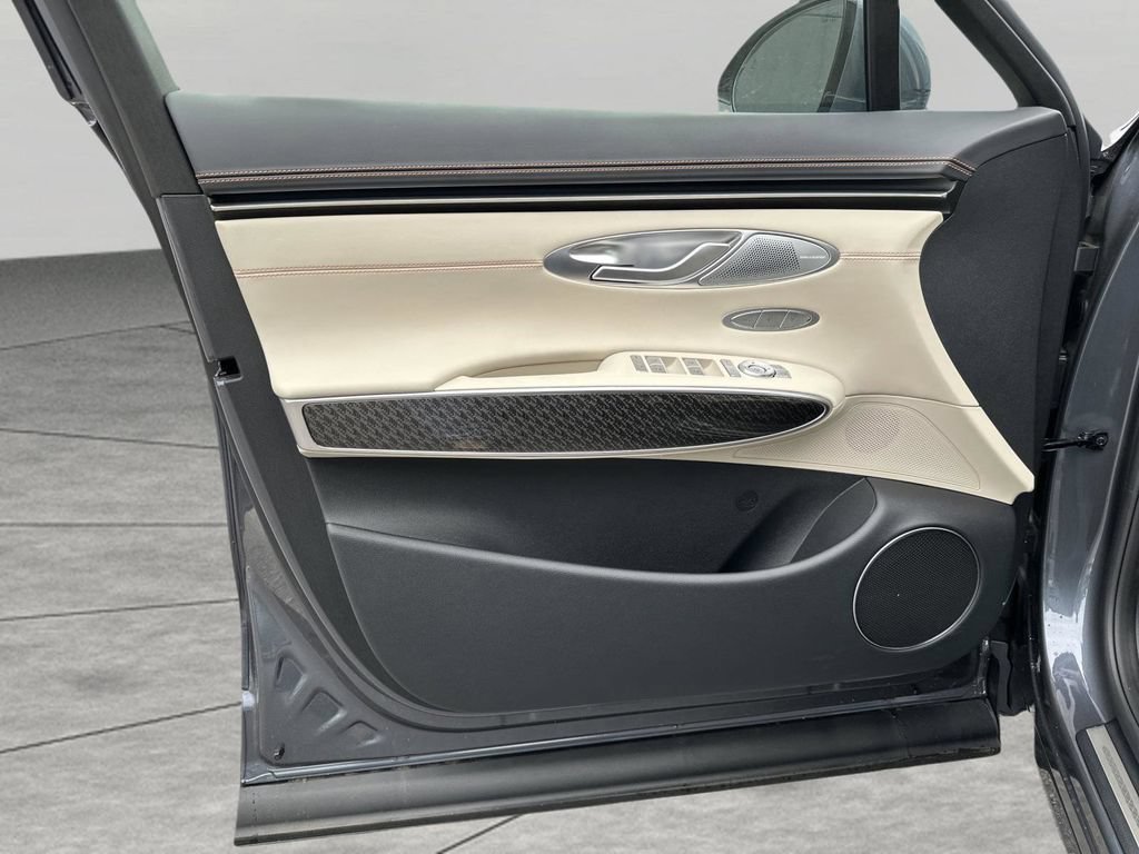 New 2026 Genesis GV70 3.5T Sport Prestige AWD/4WD image 14