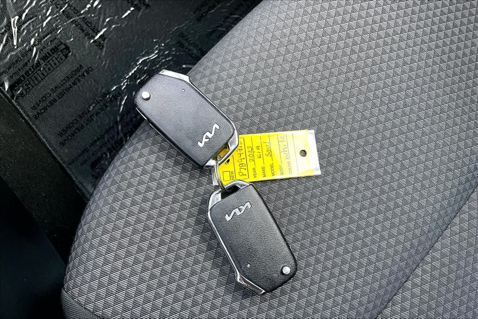 Used 2023 Kia Soul LX FWD image 14