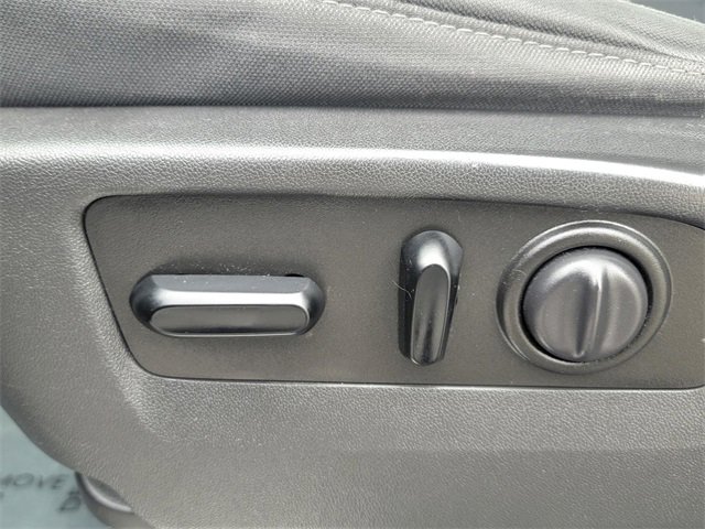 Used 2019 Chevrolet Silverado 1500 LT w/ All-Star Edition image 34