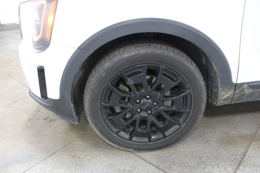 Used 2021 Kia Telluride EX w/ EX Premium Package image 12