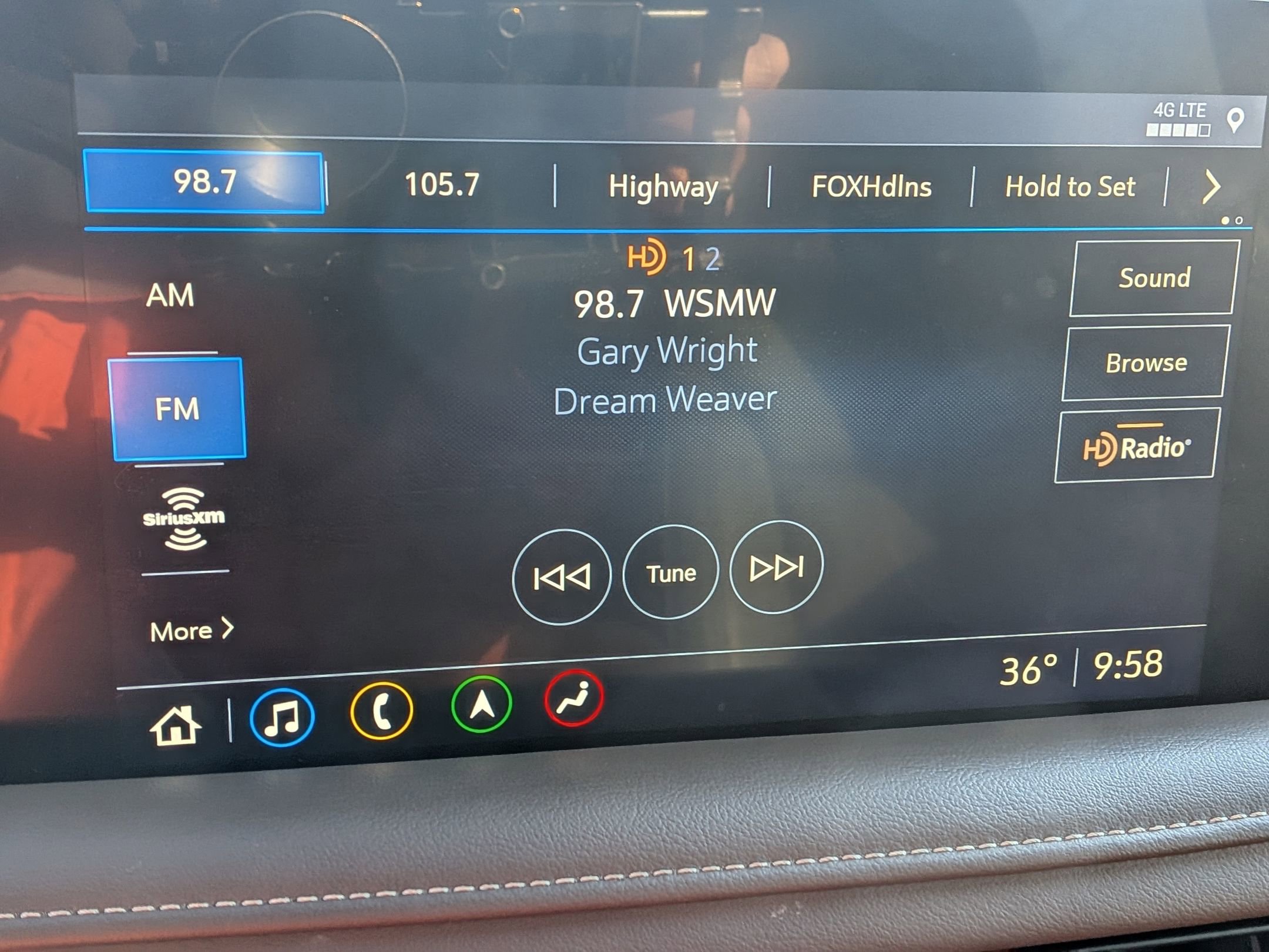 Used 2021 Chevrolet Tahoe High Country w/ Premium Package image 27