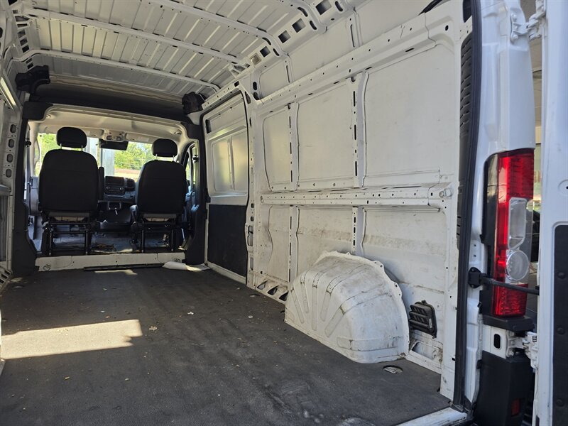 Used 2023 RAM ProMaster 2500 FWD image 15