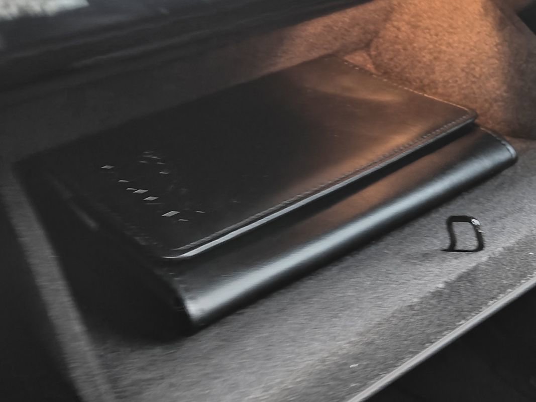 Used 2015 Jaguar XF Portfolio image 26