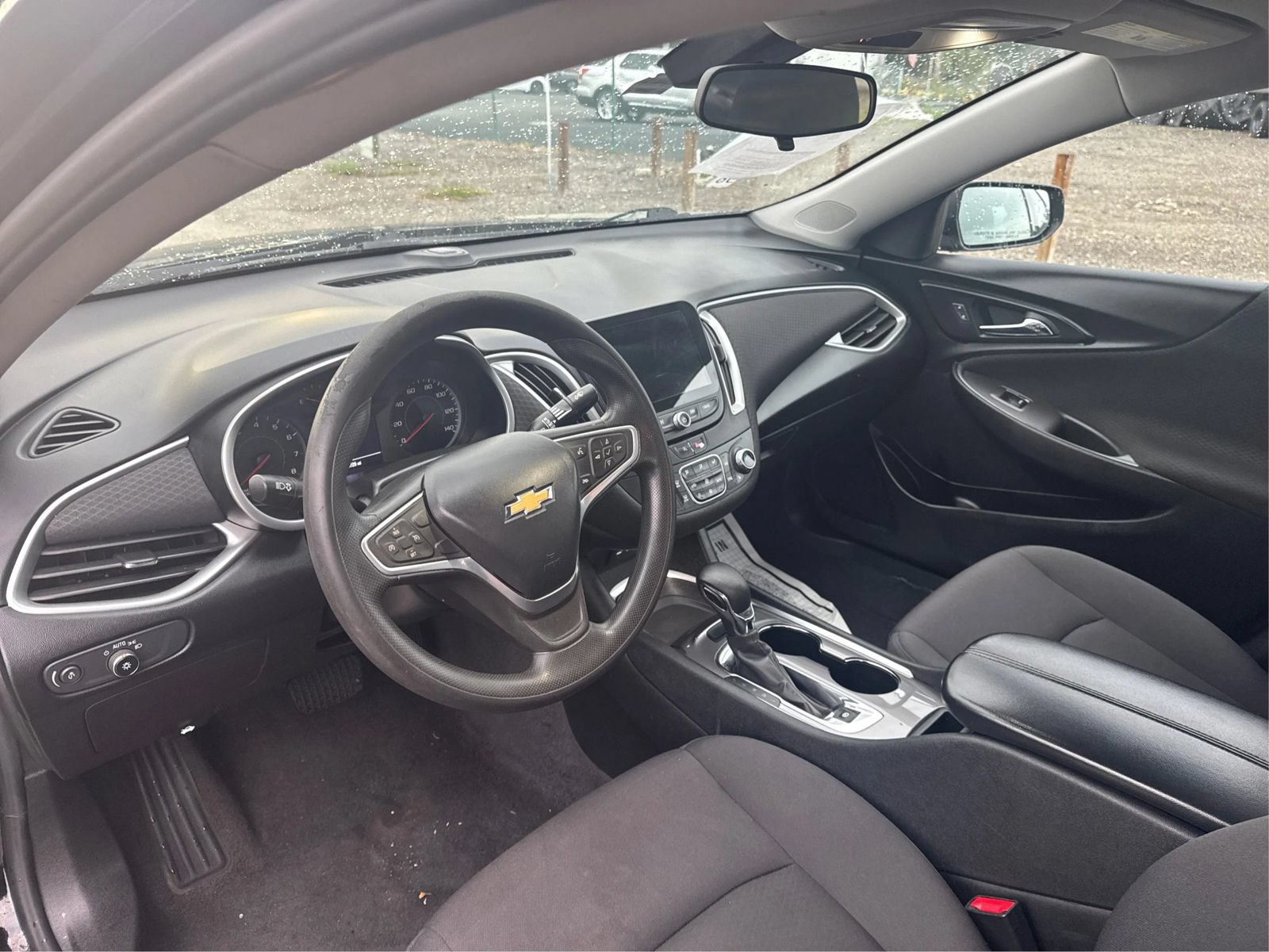 Used 2022 Chevrolet Malibu LT FWD image 28