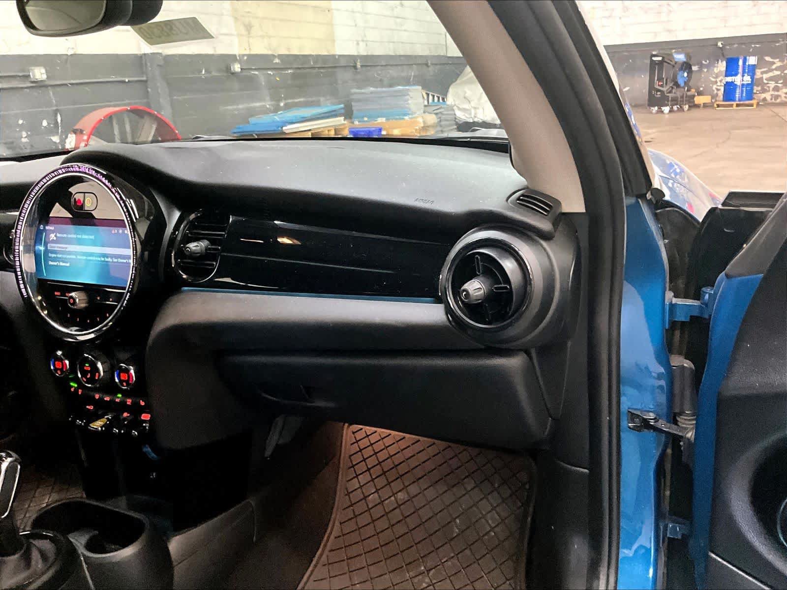 Used 2024 MINI Cooper SE FWD image 19