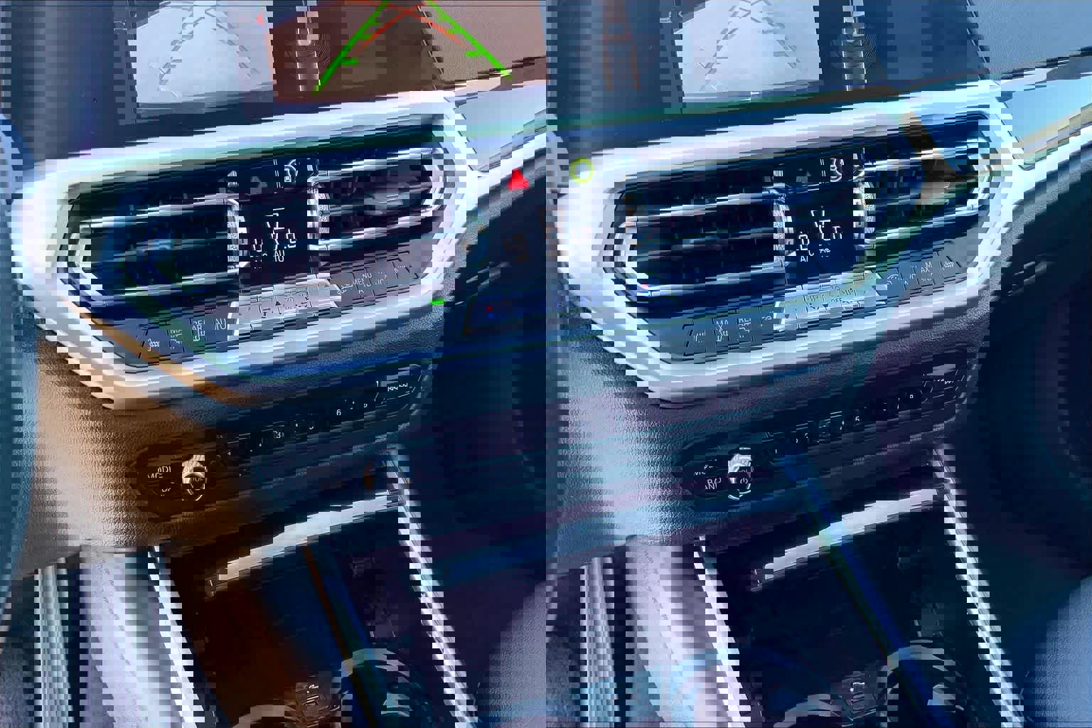 Used 2020 BMW 330i Sedan image 31