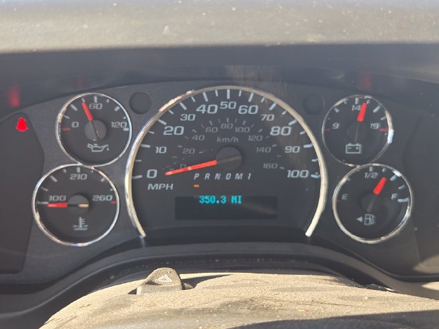 Used 2025 GMC Savana 2500 w/ Driver Convenience Package RWD image 7