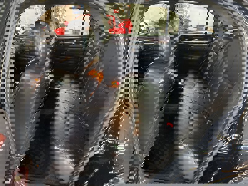 Used 2009 Lincoln Town Car Signature Limited image 16