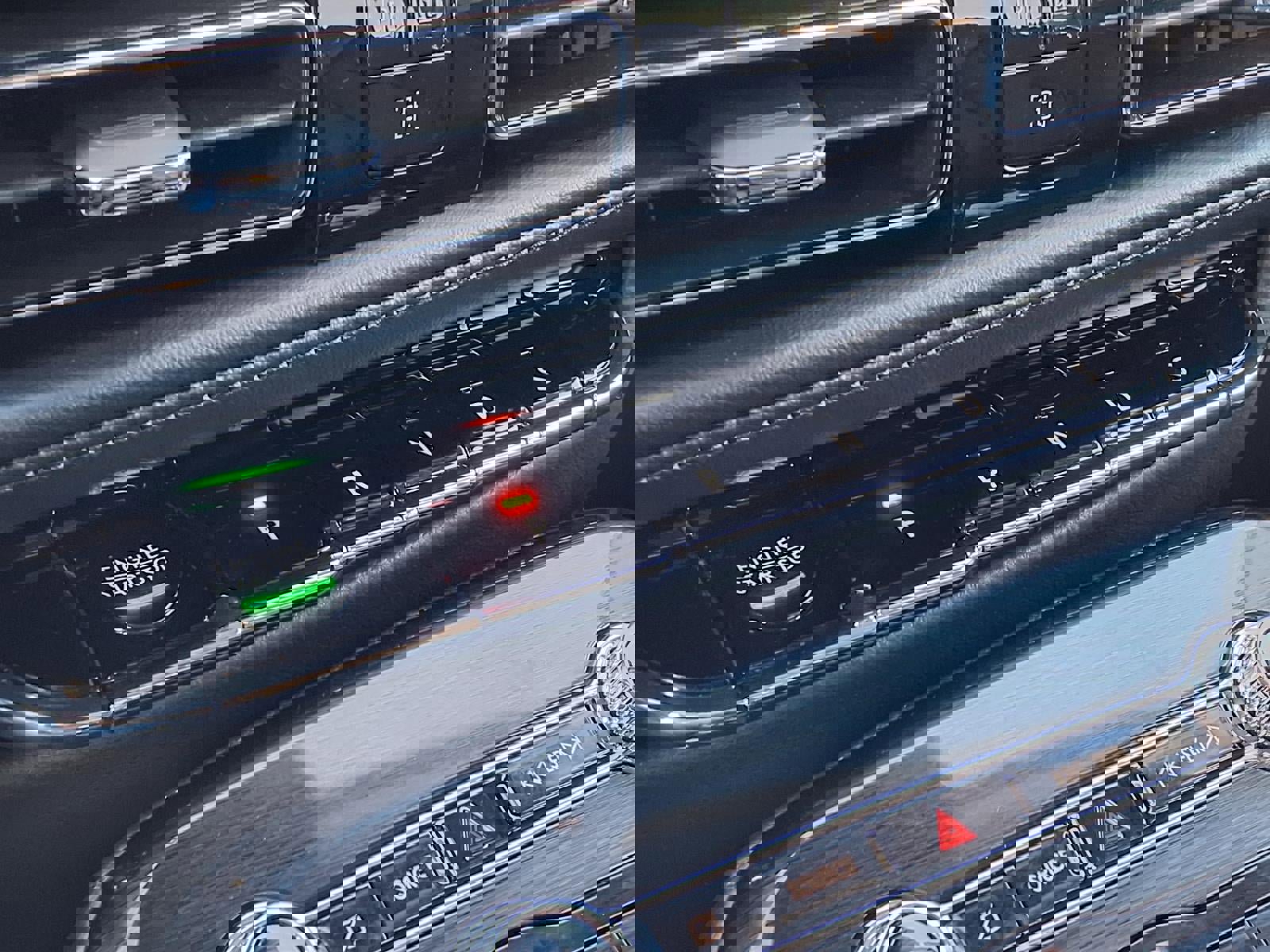 Used 2023 Lincoln Nautilus Reserve w/ Equipment Group 201A image 20