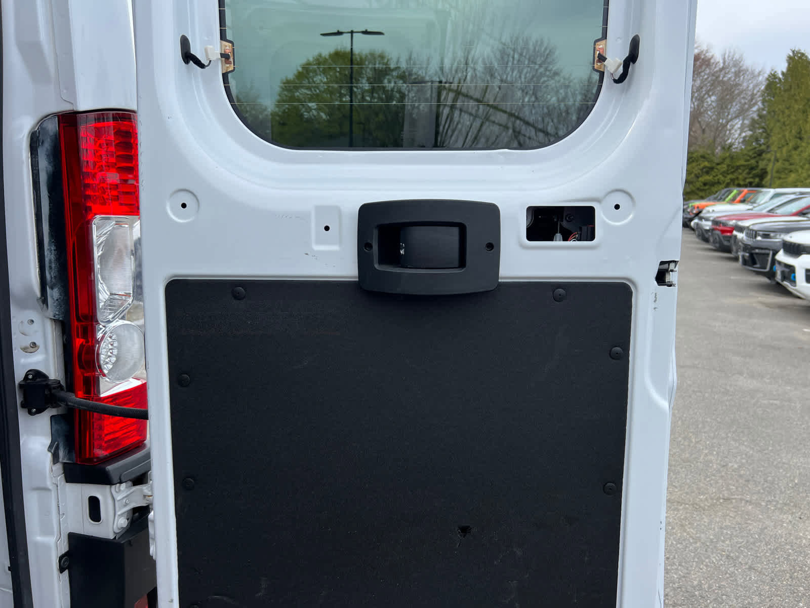 Used 2025 RAM ProMaster 2500 w/ U-Haul Equipment Group FWD image 36