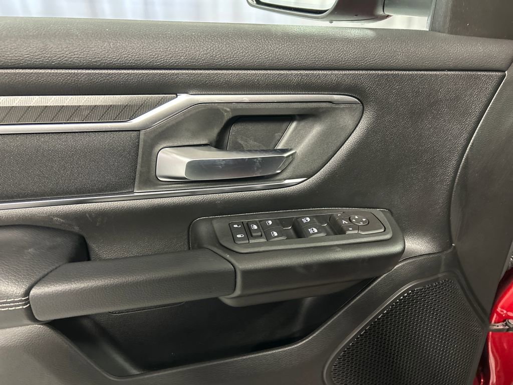 New 2026 RAM 1500 4x4 Crew Cab image 12