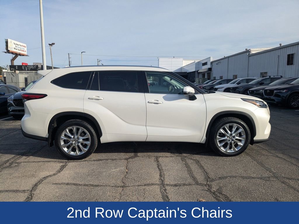 Used 2021 Toyota Highlander Limited video 3