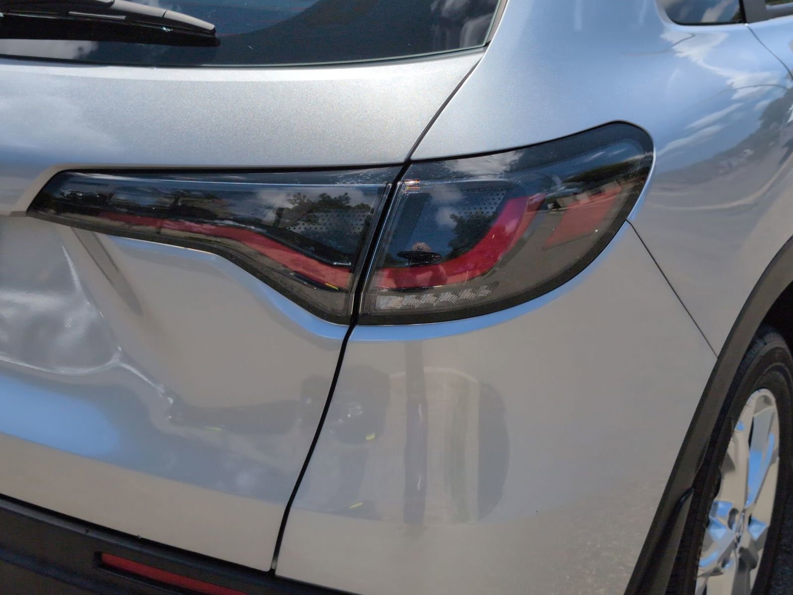 Used 2023 Honda HR-V LX image 11