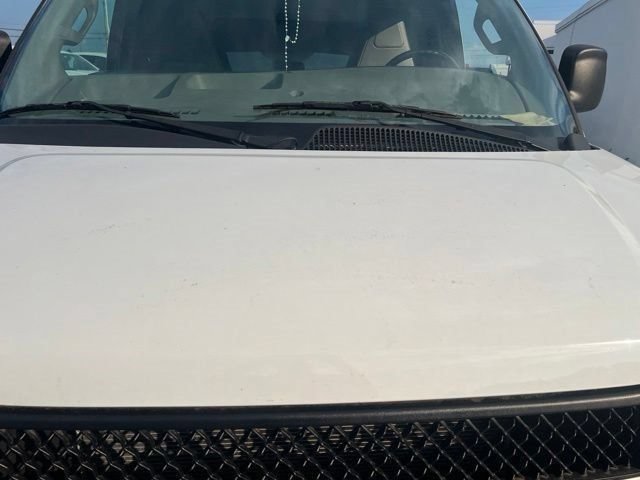 Used 2022 Chevrolet Express 2500 w/ Driver Convenience Package RWD image 11