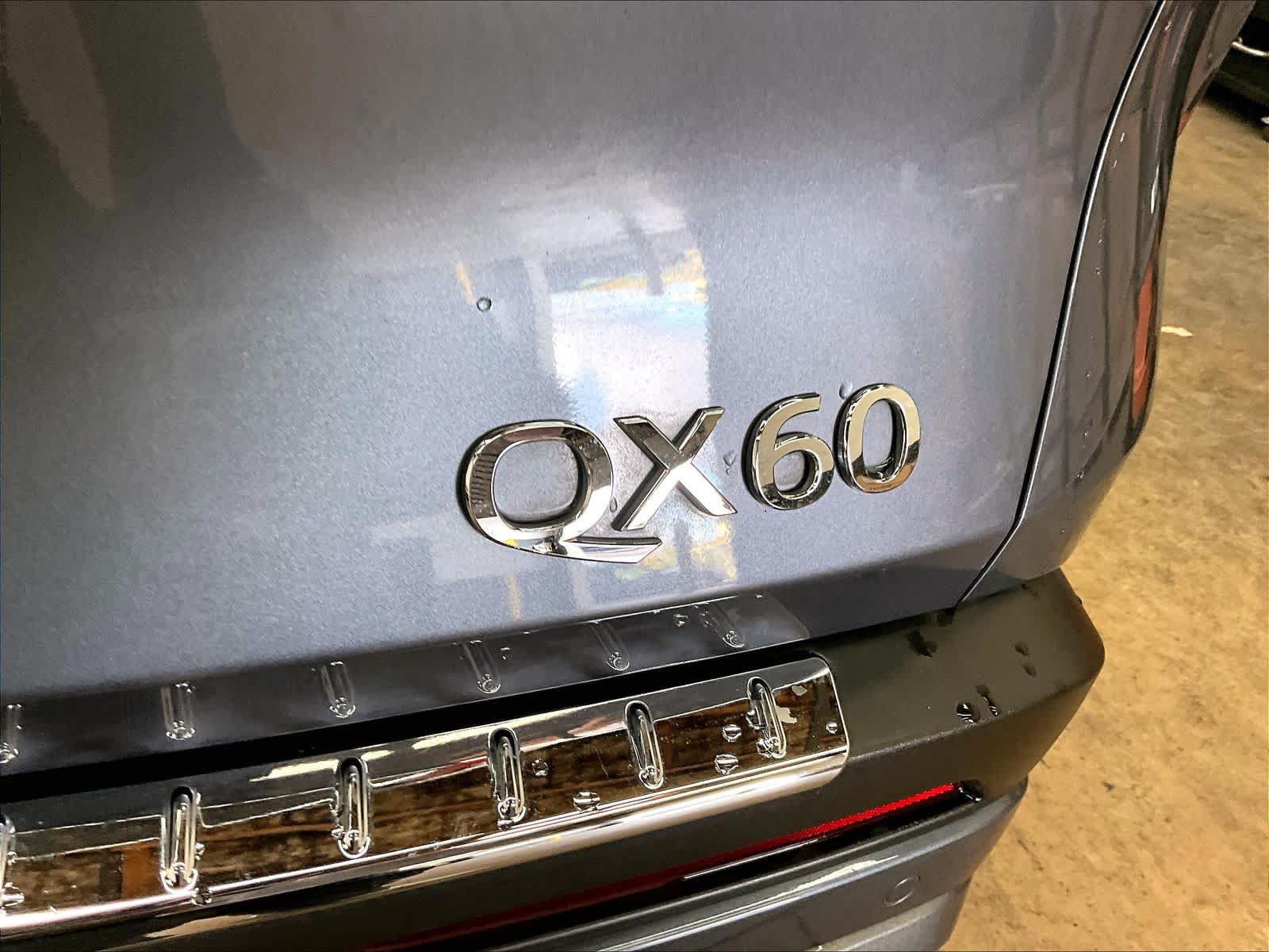 Used 2023 INFINITI QX60 Sensory w/ Vision Package AWD/4WD image 11
