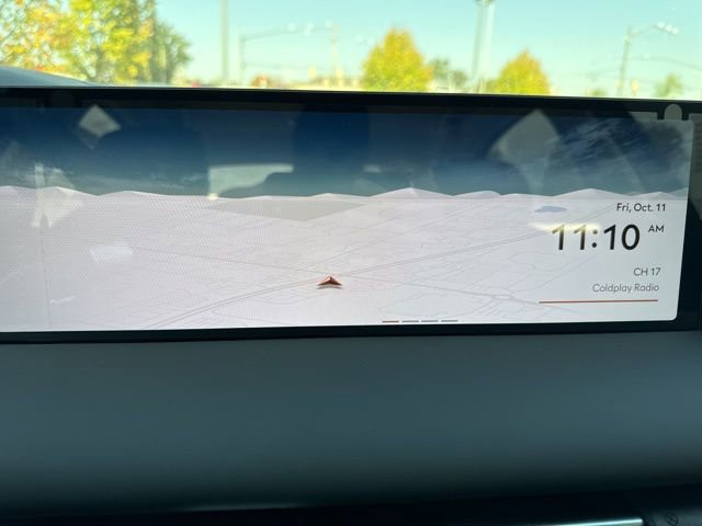 Used 2025 Genesis G80 2.5T image 39