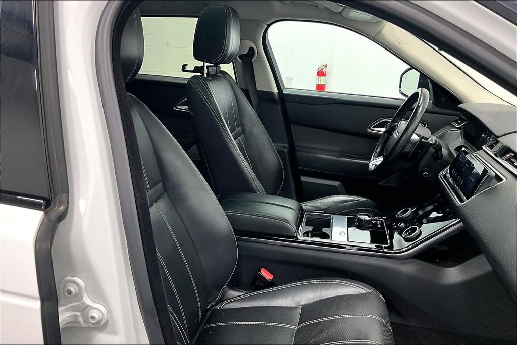 Used 2019 Land Rover Range Rover Velar S AWD/4WD image 7