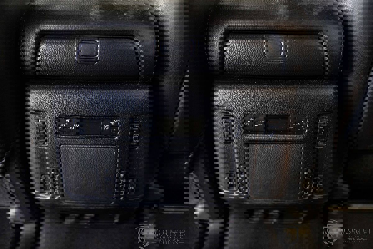 Used 2019 Nissan Armada Platinum image 40