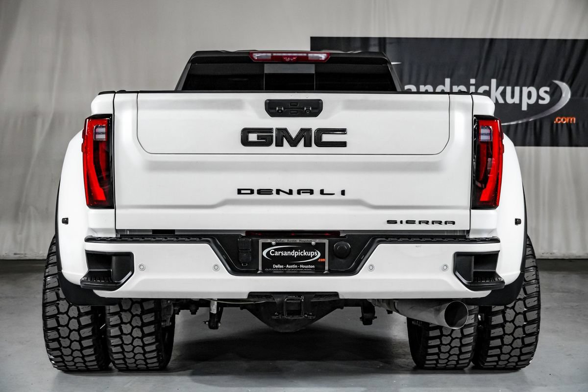 Used 2024 GMC Sierra 3500 Denali Ultimate AWD/4WD image 9