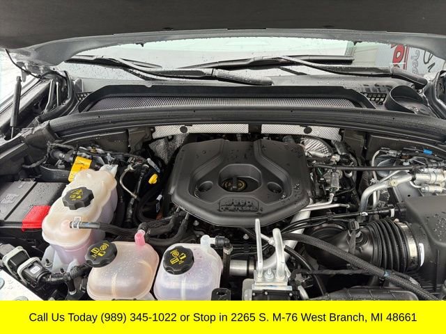 Used 2024 Jeep Grand Cherokee Overland w/ Advanced Protech Group III image 19