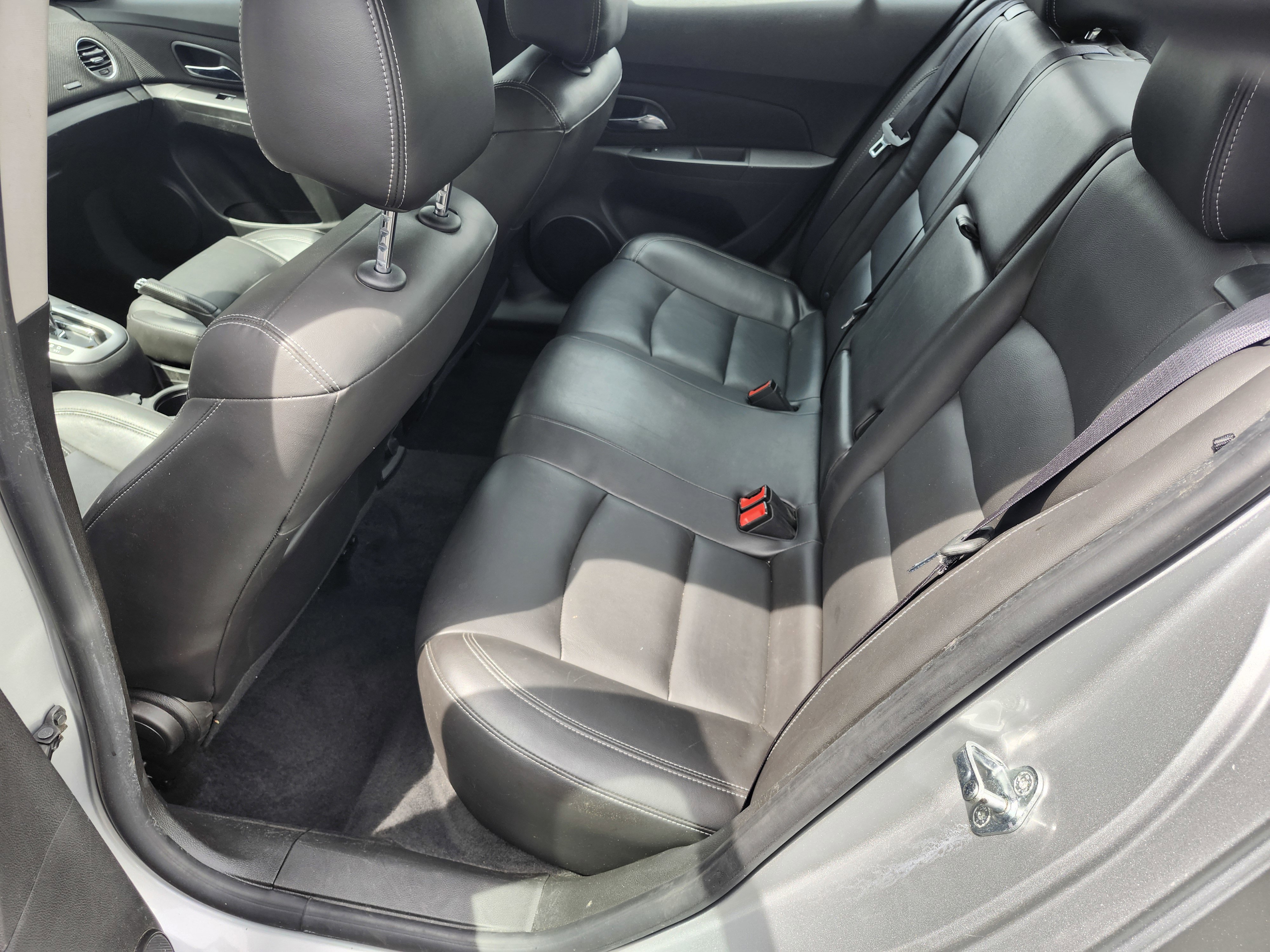 Used 2015 Chevrolet Cruze LT FWD image 5