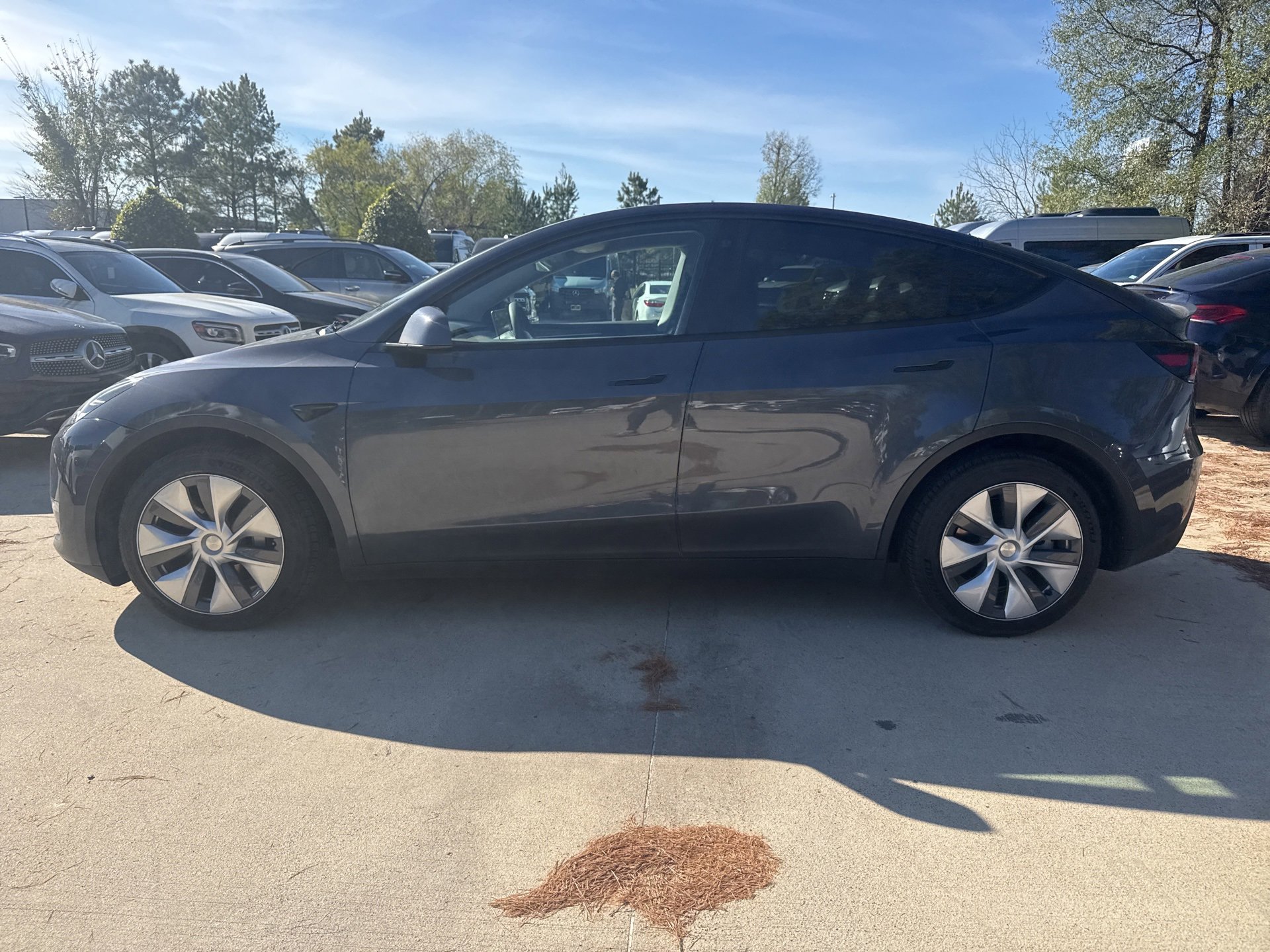 Used 2023 Tesla Model Y Long Range image 7