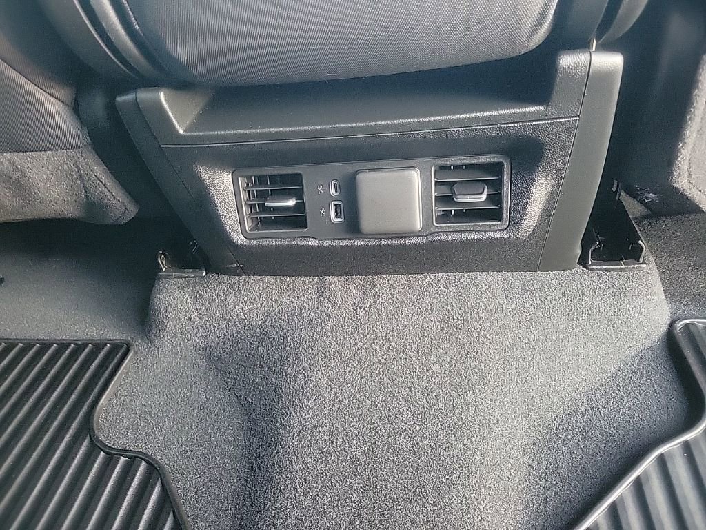 Certified 2025 Chevrolet Silverado 1500 LT image 28