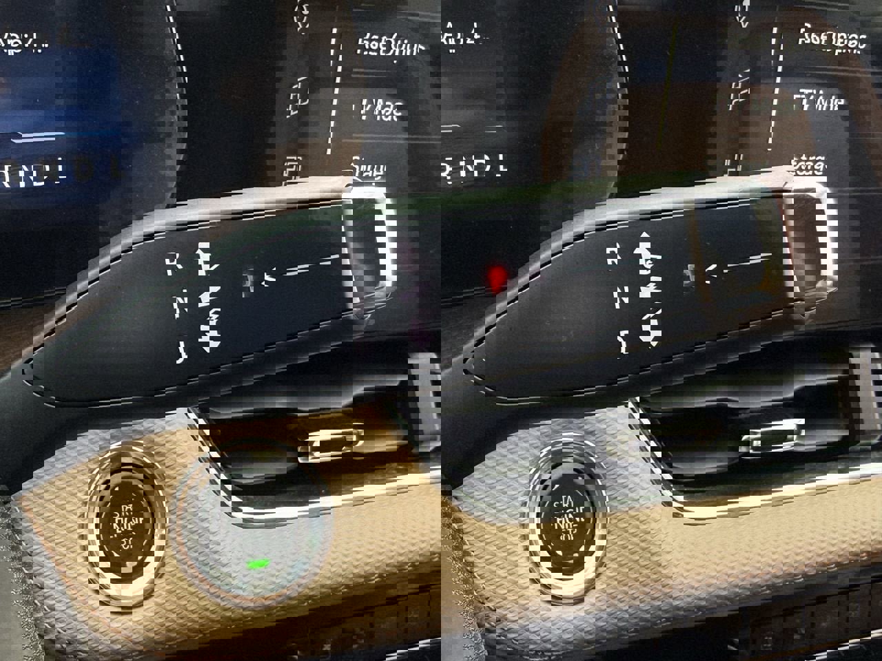 Certified 2026 Chevrolet Equinox ACTIV w/ Convenience Package III image 18