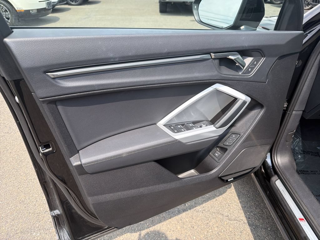Used 2023 Audi Q3 2.0T Premium Plus AWD/4WD image 10
