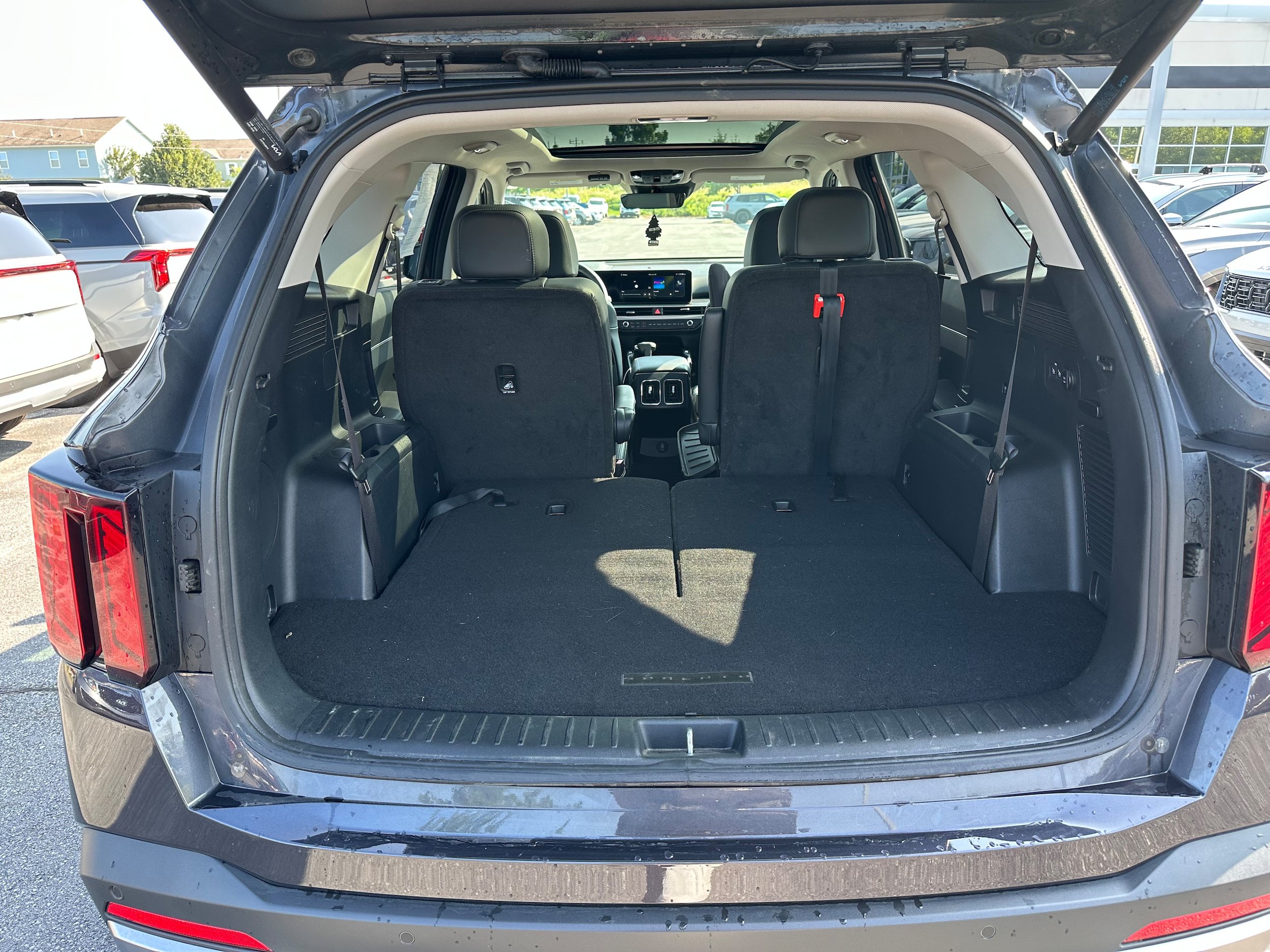 Used 2025 Kia Sorento EX w/ Panoramic Sunroof Package AWD/4WD image 10