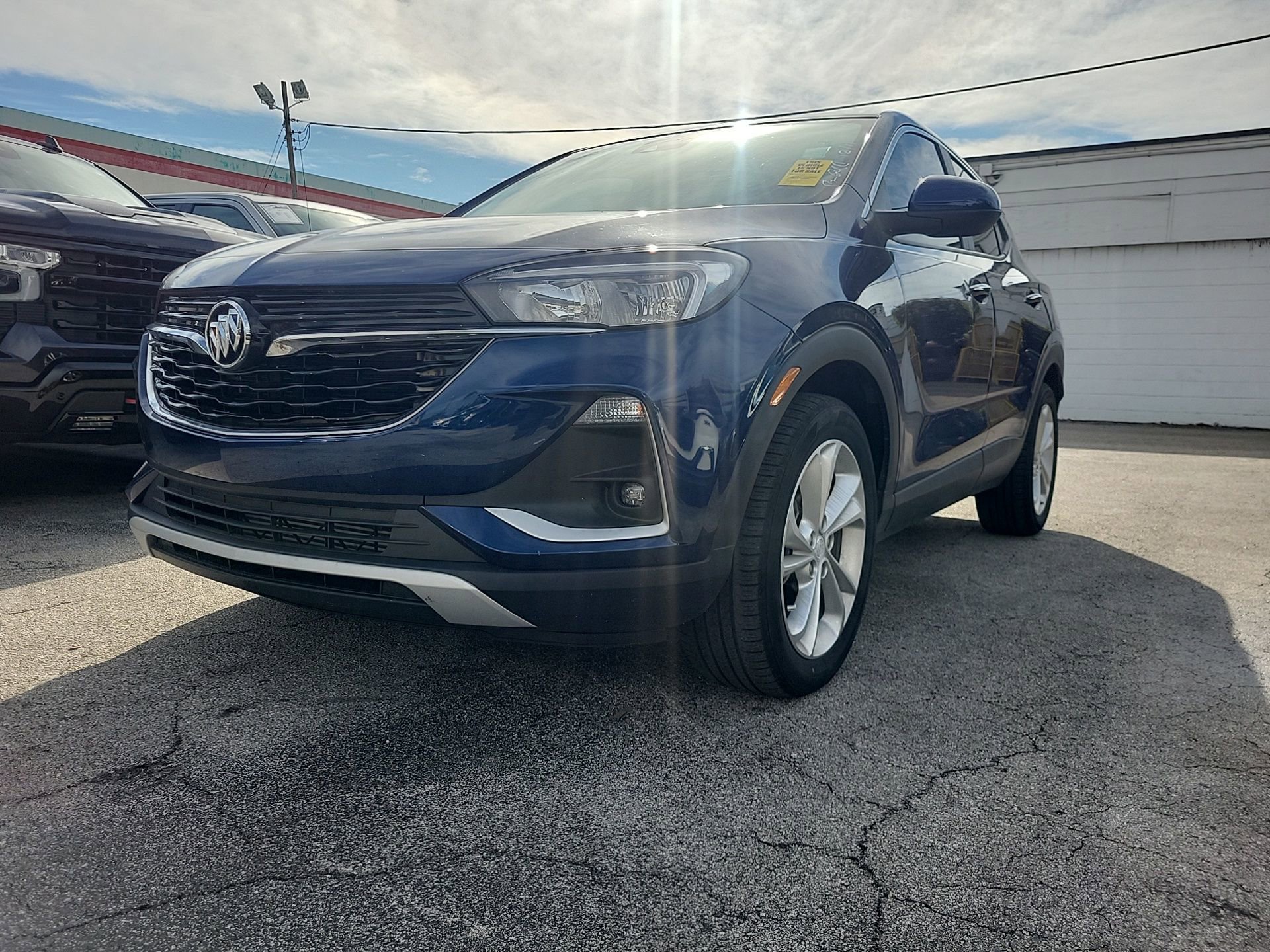 Used 2023 Buick Encore GX Preferred w/ Cold Weather Comfort Package video 2