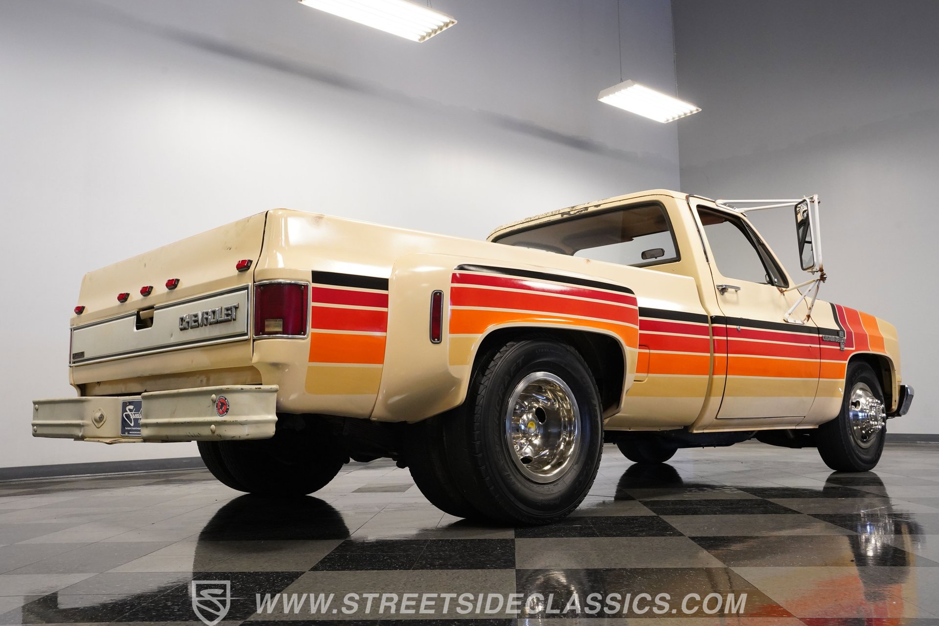 Used 1988 Chevrolet Silverado 3500 Dually Custom image 27