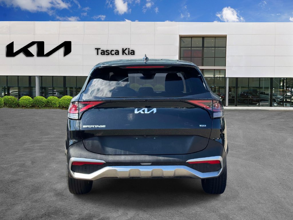Used 2023 Kia Sportage LX AWD/4WD image 5