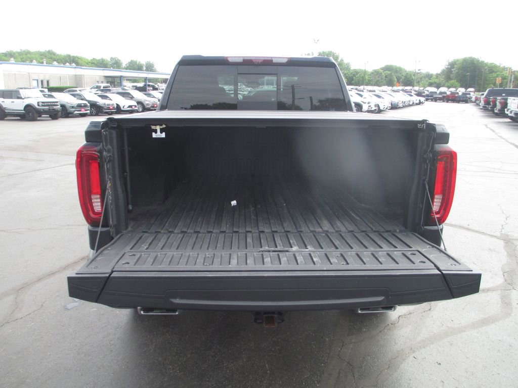 Used 2023 GMC Sierra 1500 AT4 w/ AT4 Premium Package AWD/4WD image 9