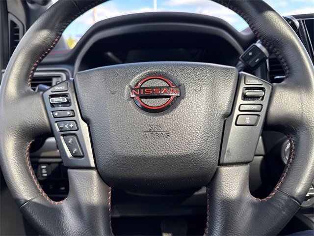Used 2024 Nissan Titan PRO-4X w/ Pro-4x Convenience Package image 18
