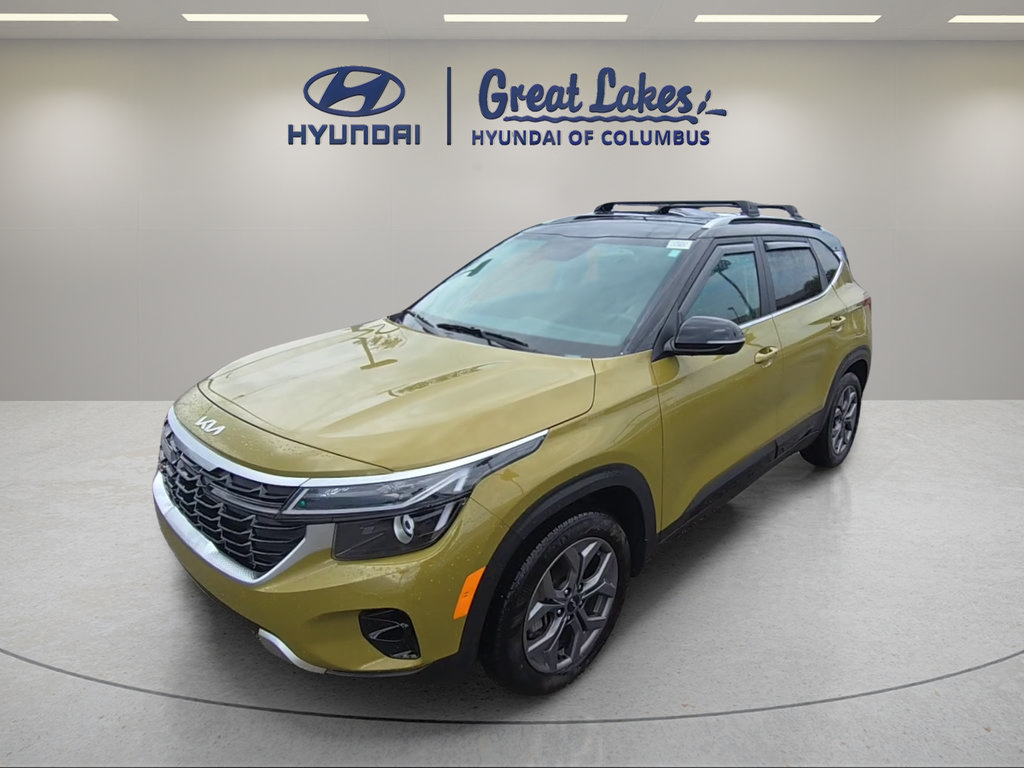 Used 2024 Kia Seltos S AWD/4WD image 1
