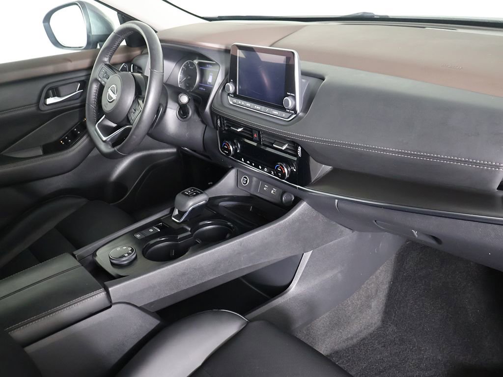 Used 2023 Nissan Rogue SV w/ SV Premium Package image 28