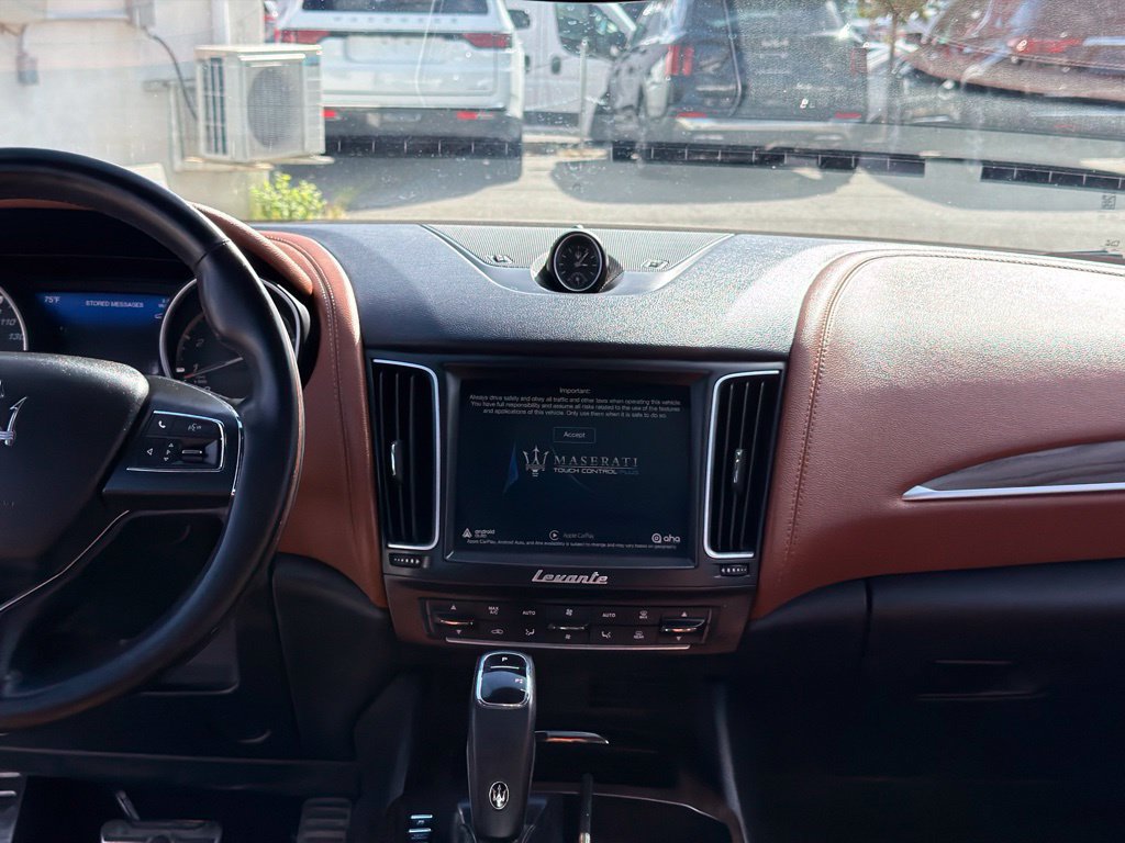 Used 2019 Maserati Levante AWD/4WD image 23
