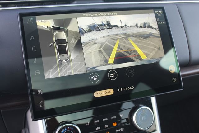 Used 2023 Land Rover Range Rover SE image 21