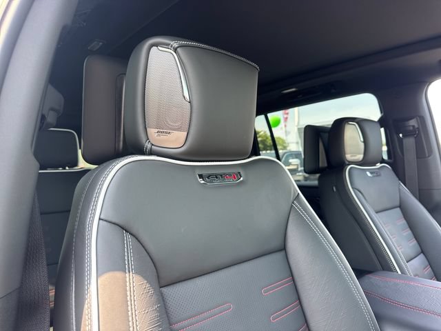New 2026 GMC Yukon XL AT4 Ultimate AWD/4WD image 31