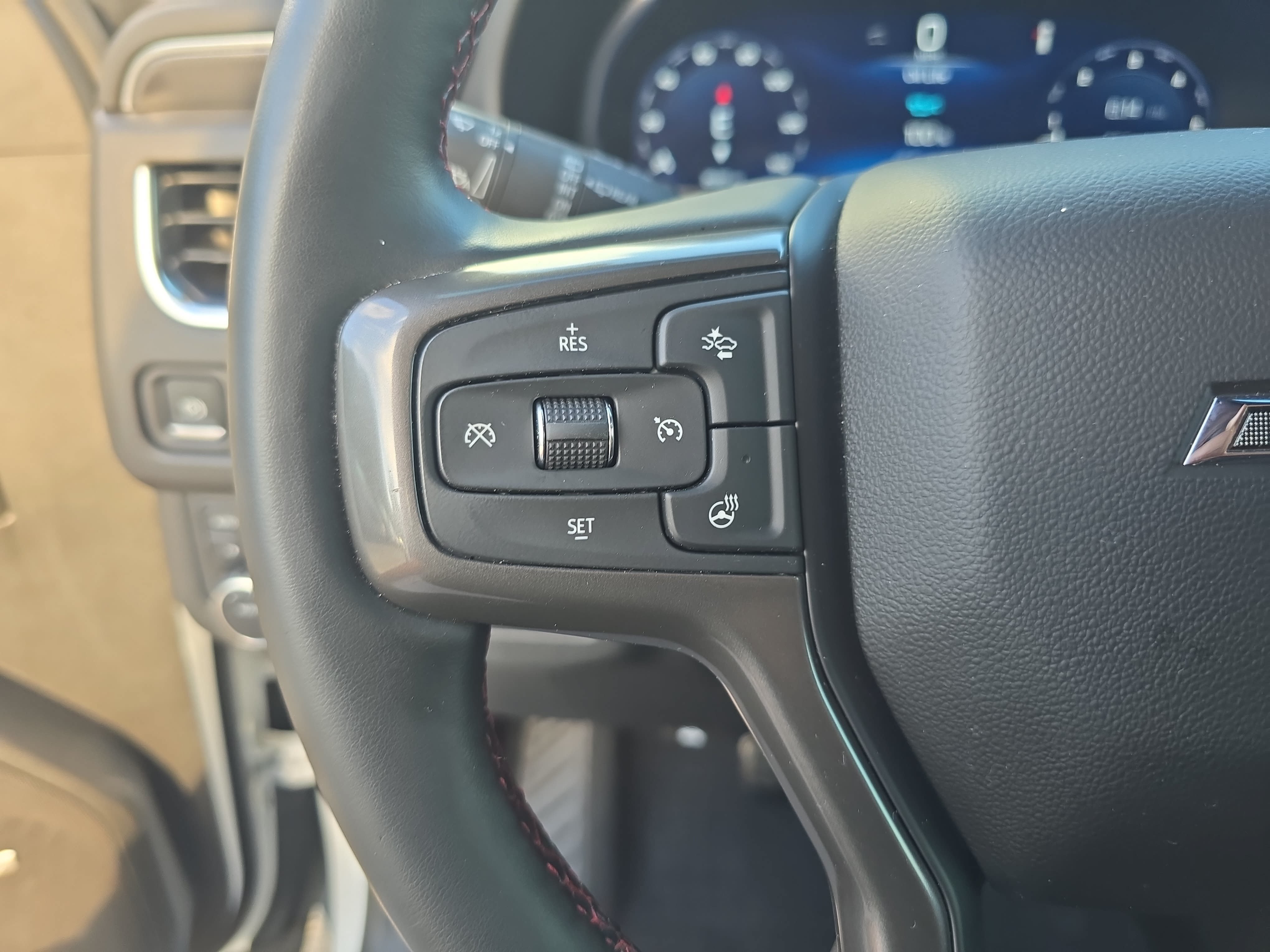 Used 2024 Chevrolet Tahoe RST w/ RST Performance Edition AWD/4WD image 19