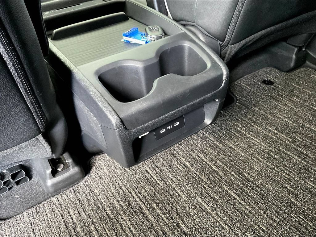 Used 2025 Honda Odyssey Elite image 12