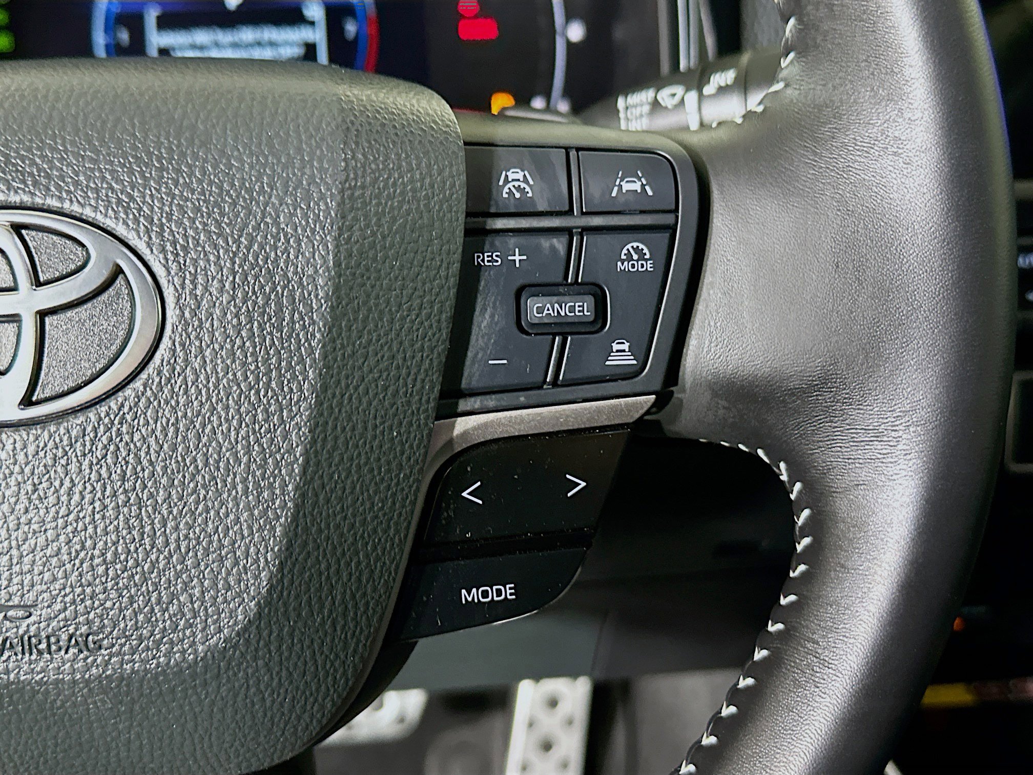 Certified 2025 Toyota Camry SE w/ Convenience Package FWD image 17