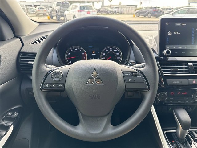 New 2025 Mitsubishi Eclipse Cross LE image 25
